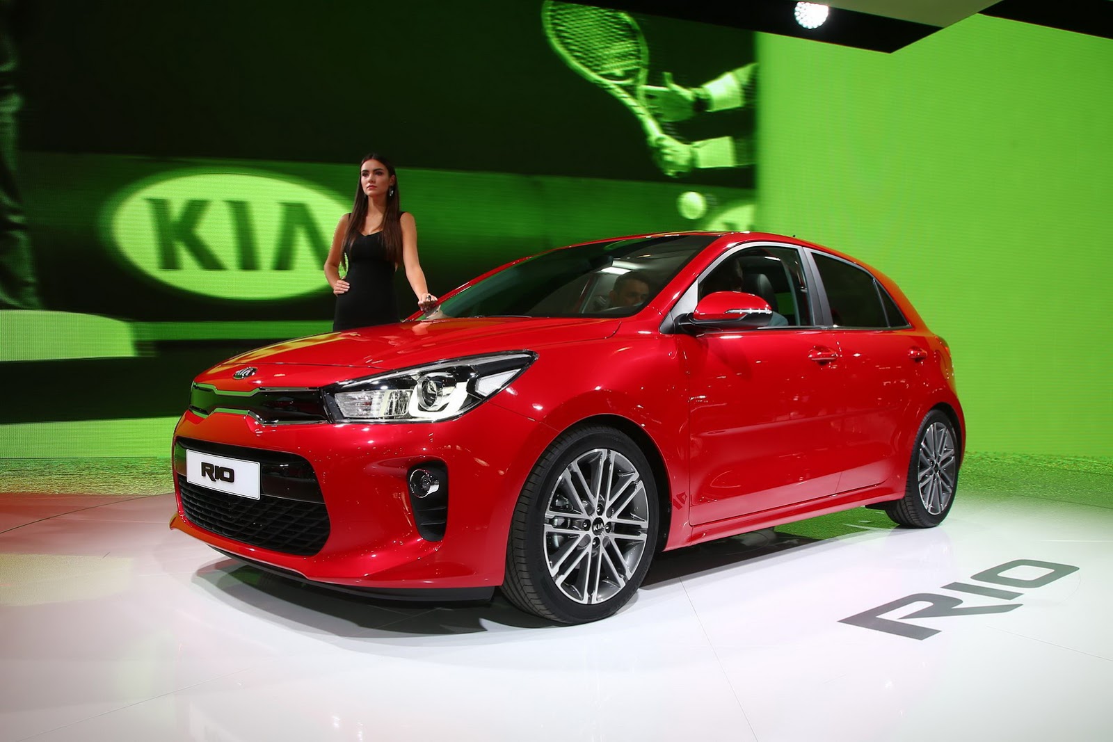 Kia Rio 2017 ra mắt Paris Motor Show 2016